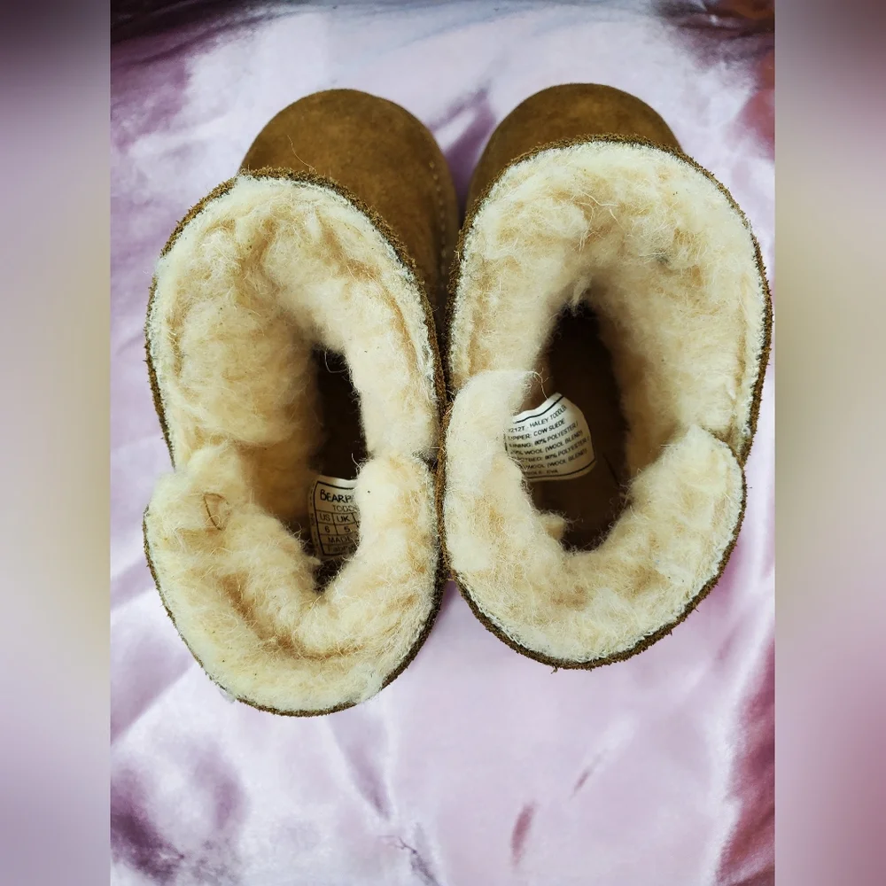 B2G1F Bearpaw Toddler Size 6